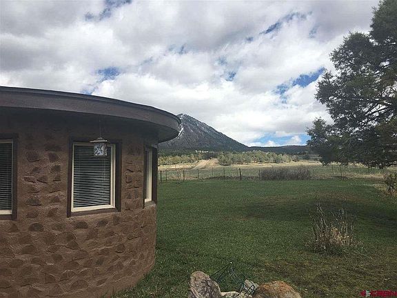 lookng east at dining nook