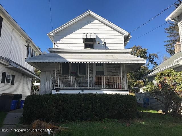 1st image of 1067 Carmalt St