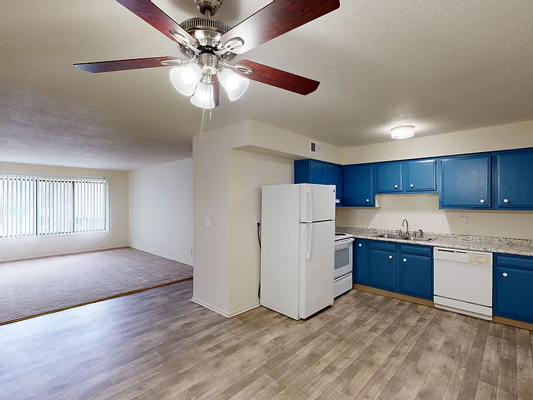 Ravine Apartments — Photo 7