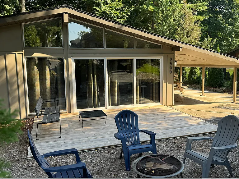 2500 Lakefront Dr — Photo 15