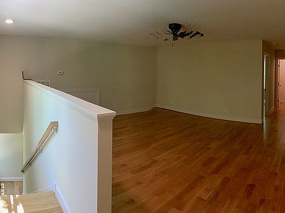 Carriage House - Bonus Room