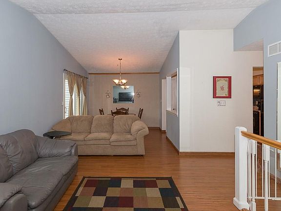 2nd image of 7449 N Prairie Lake Dr