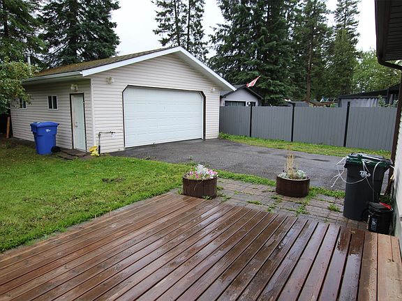 3rd image of 236 Murray Dr