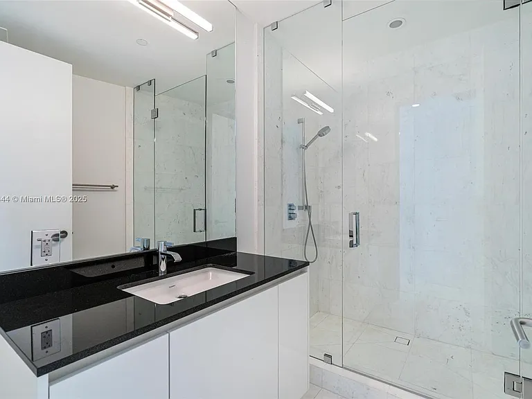 18555 Collins Ave #5001 — Photo 17