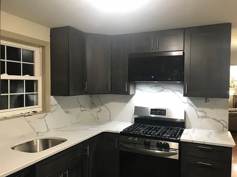3 Joyce Cir — Photo 2