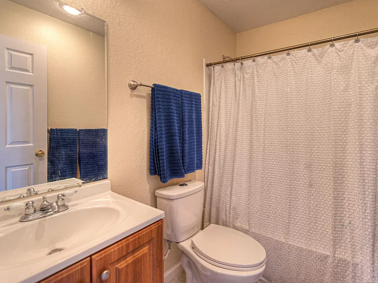 470 Reservation Rd — Photo 9