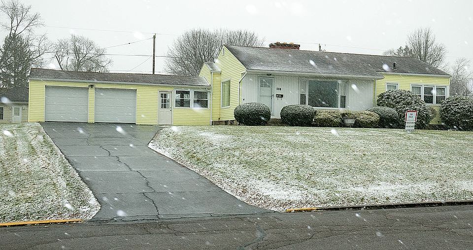Curb appeal, Double garage
