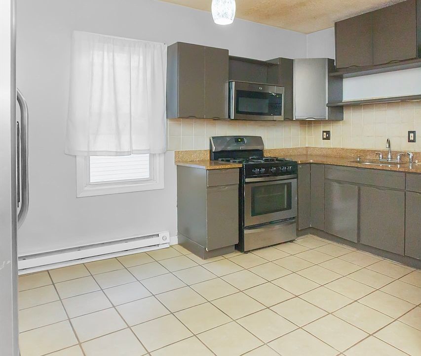 41 Mosher St, New Bedford, MA 02744 Zillow