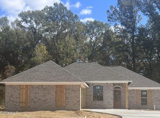 268 Chartleigh Cir, Canton, MS 39046