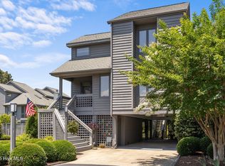 121 Forecastle Ct, Washington, NC 27889