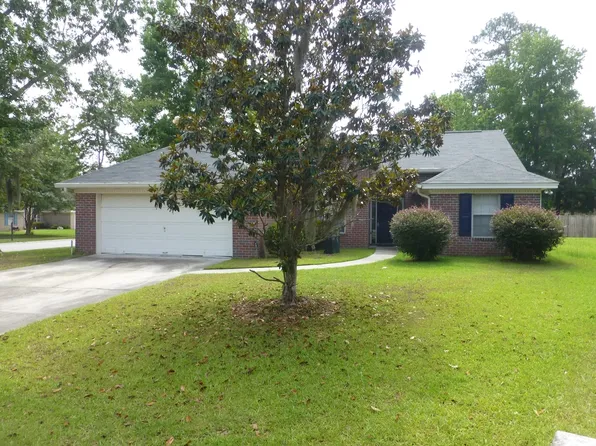 107 Park View Rd, Savannah, GA 31419