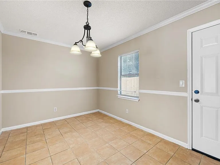 2898 Lakemont Dr SW — Photo 8