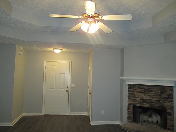 5th image of 60 Macadamia Ct