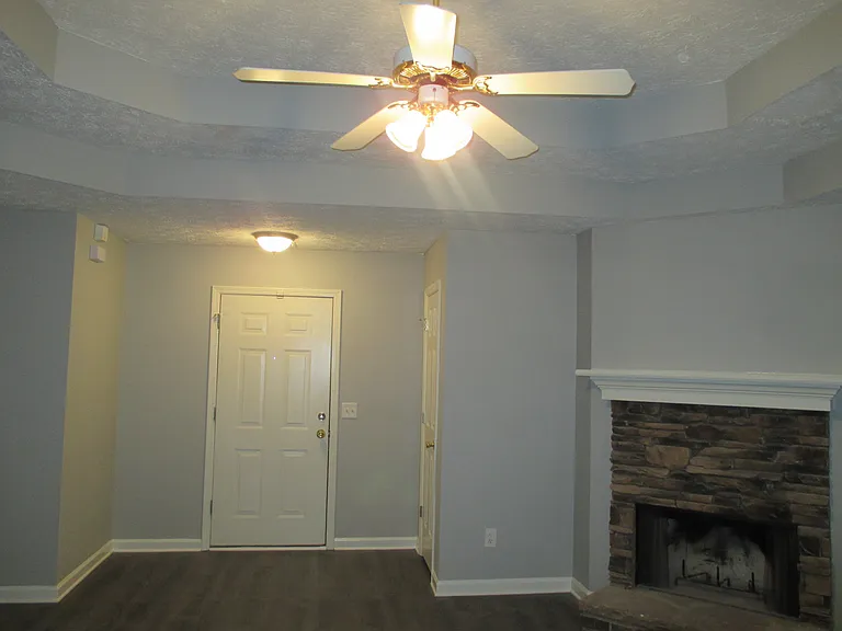 60 Macadamia Ct — Photo 5
