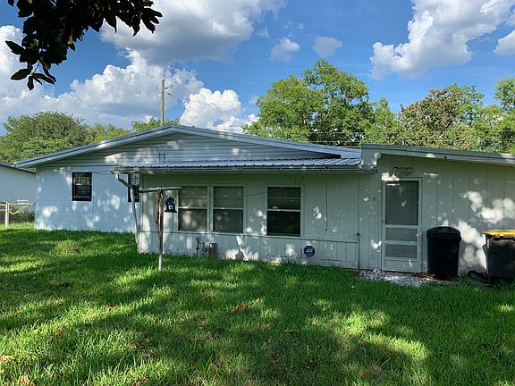 4th image of 4806 Lane Ave