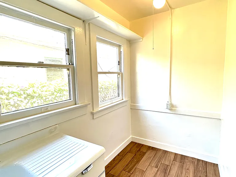 1138 N Gardner St #1138 — Photo 10