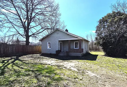 311 Masters Dr Photo 1