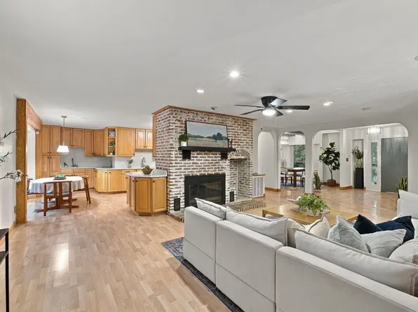 5353 Green Valley Ct, Nashville, TN 37220