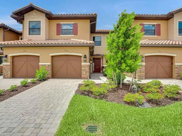 15320 Lucerna St 102, Naples, FL 34114