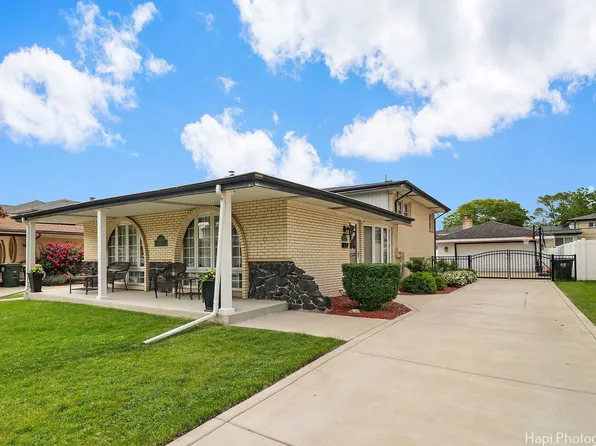 8511 N Chester Ave, Niles, IL 60714