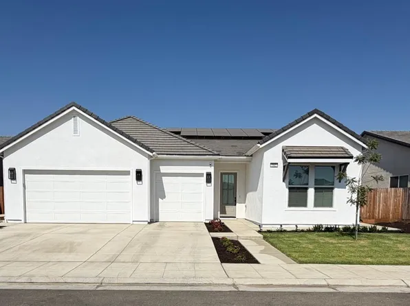 702 Atlantica Dr S, Madera, CA 93636