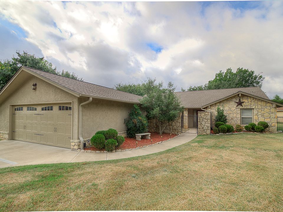 1st image of 3806 Winding Way