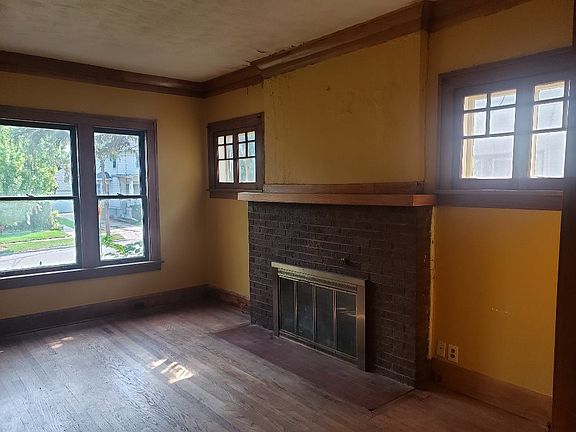 3rd image of 1234 Garrison Ave