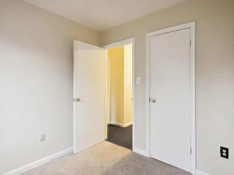 5626 Onslow Way — Photo 17