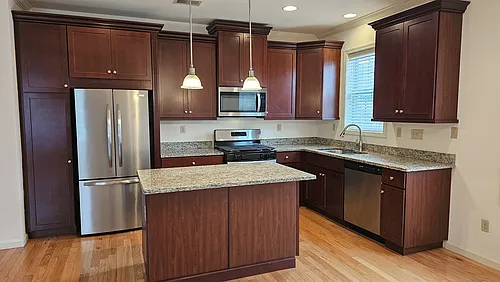 300 Canter Ct Photo 1