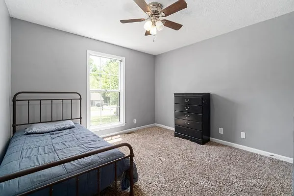 3 bed, 1576 sqft, $1,700 — Photo 3