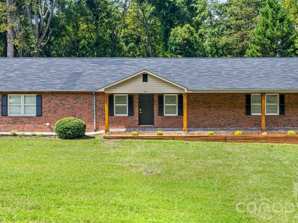 281 Schoolside Dr, Rock Hill, SC 29730