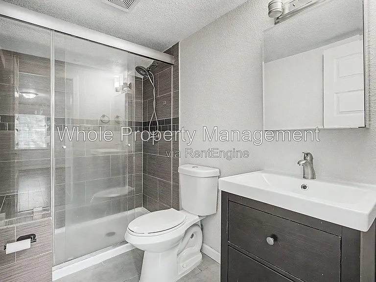 2991 Hudson St — Photo 17