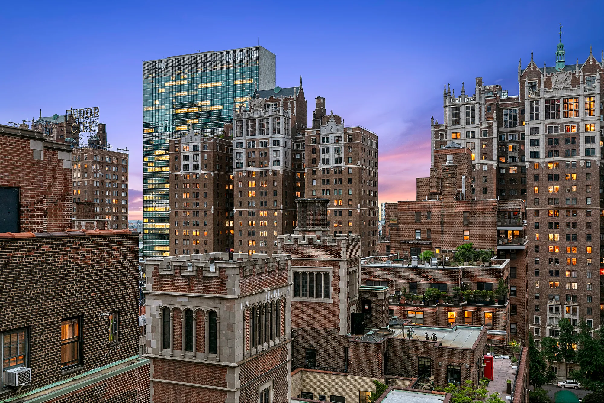 305 East 40th Street #19CD in Murray Hill, Manhattan
