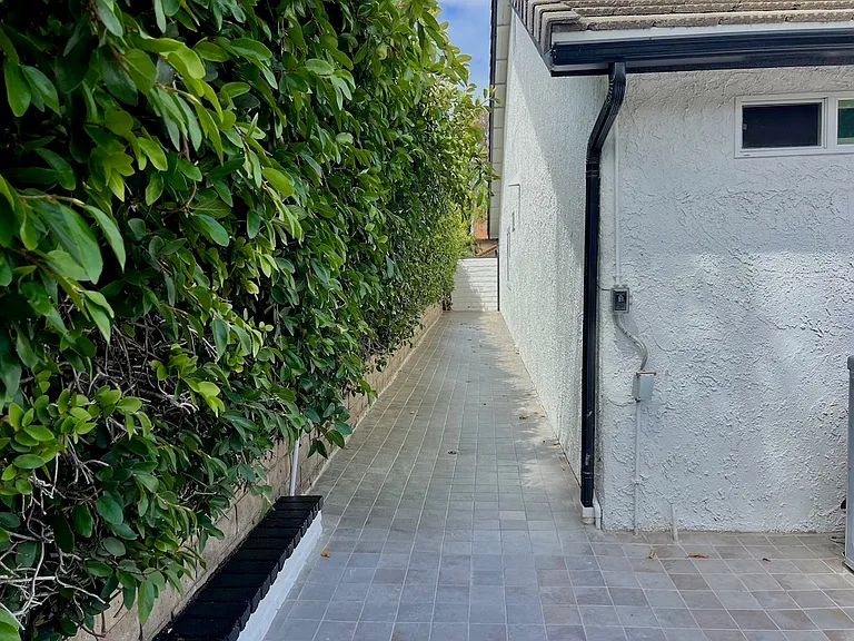 3303 Sawtooth Ct — Photo 11