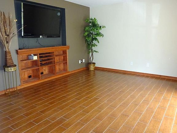2nd image of 6358 Dellrose Dr