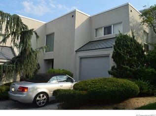114 Trumbull Ave, Milford, CT 06460