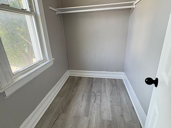5th image of 61 Tillinghast St APT 2