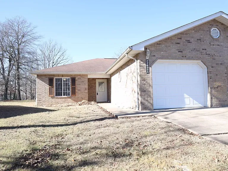 22635 Hollow Oak Ln #A — Photo 1
