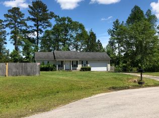102 Constitution Ave, Jacksonville, NC 28540
