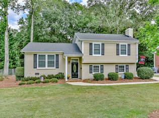 4107 Ashton Dr, Charlotte, NC 28210