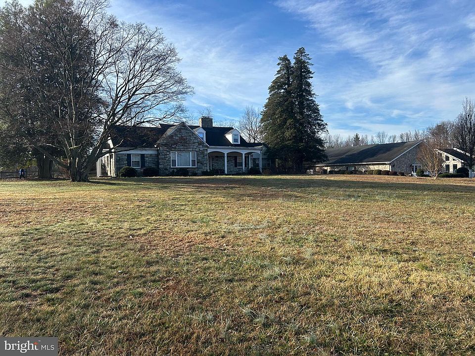 1st image of 116 Southway Dr