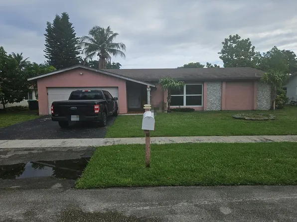 7471 NW 37th Ct, Lauderhill, FL 33319
