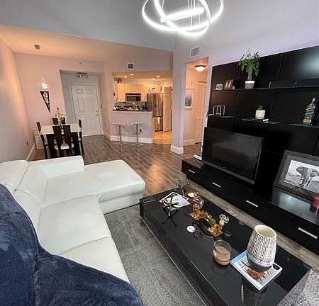 5th image of 1803 N Flagler Dr APT 317