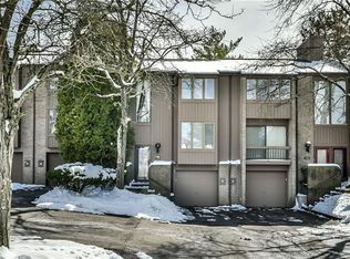 123 Locust Ct, Pittsburgh, PA