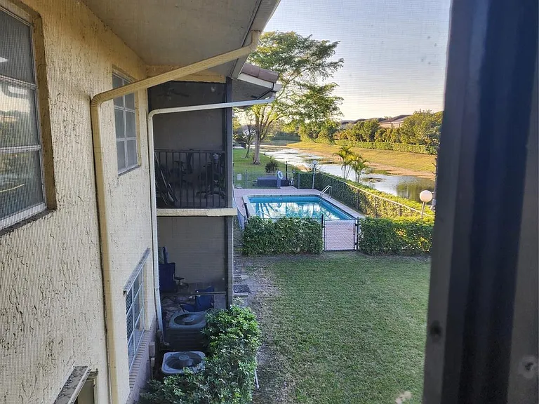 8705 NW 38th Dr #7B — Photo 17