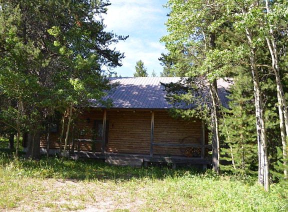 3rd image of 4781 Oak Dr