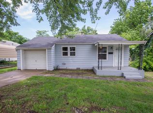 2131 N Oakland Ave, Springfield, MO 65803