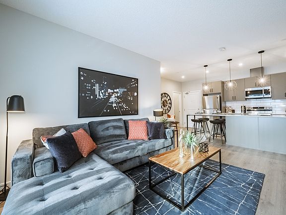 3rd image of 5530 Schonsee Dr NW