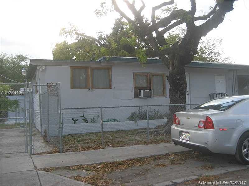 2nd image of 400 SW 21st Ave APT 5