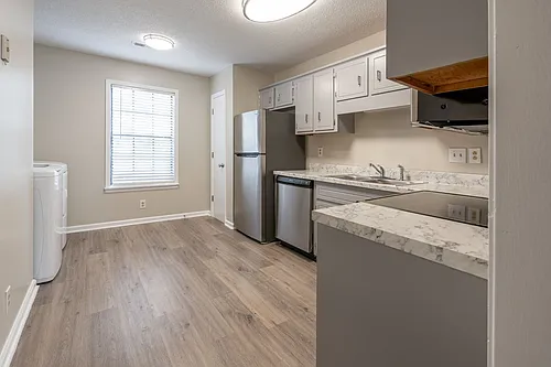 139 Darlene Dr #F Photo 1